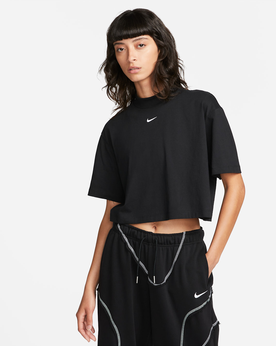 Nike Sportswear Essential Women's Boxy Mock-Neck Top - Black/White