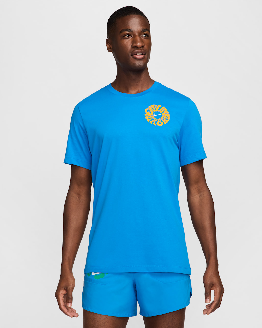 Nike Playera de correr Dri-FIT para hombre - Azul foto claro