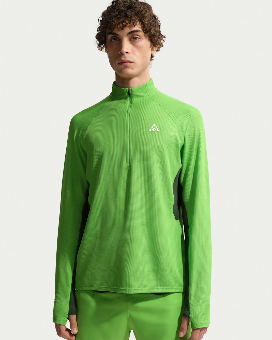 Camisola de camada intermédia de running em trilhos com fecho a 1/4 Dri-FIT Nike ACG para homem - Verde Mean/Fir/Branco Summit