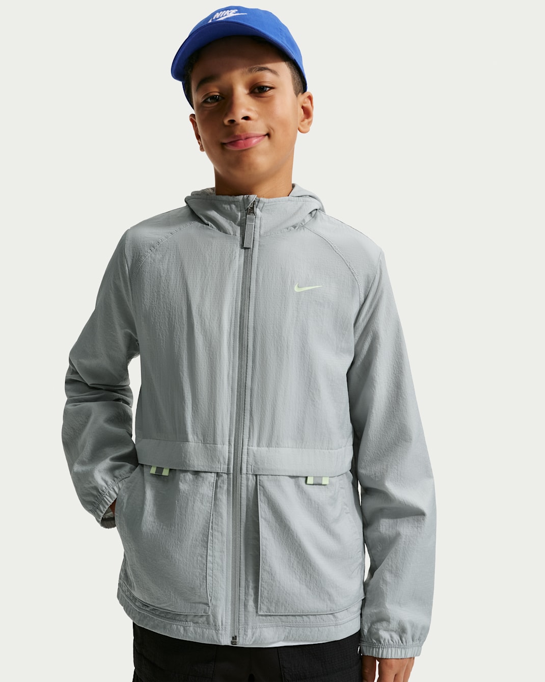 Nike Sportswear City Utility Older Kids' Full-Zip Woven Jacket - Light Smoke Grey/Black/Light Liquid Lime