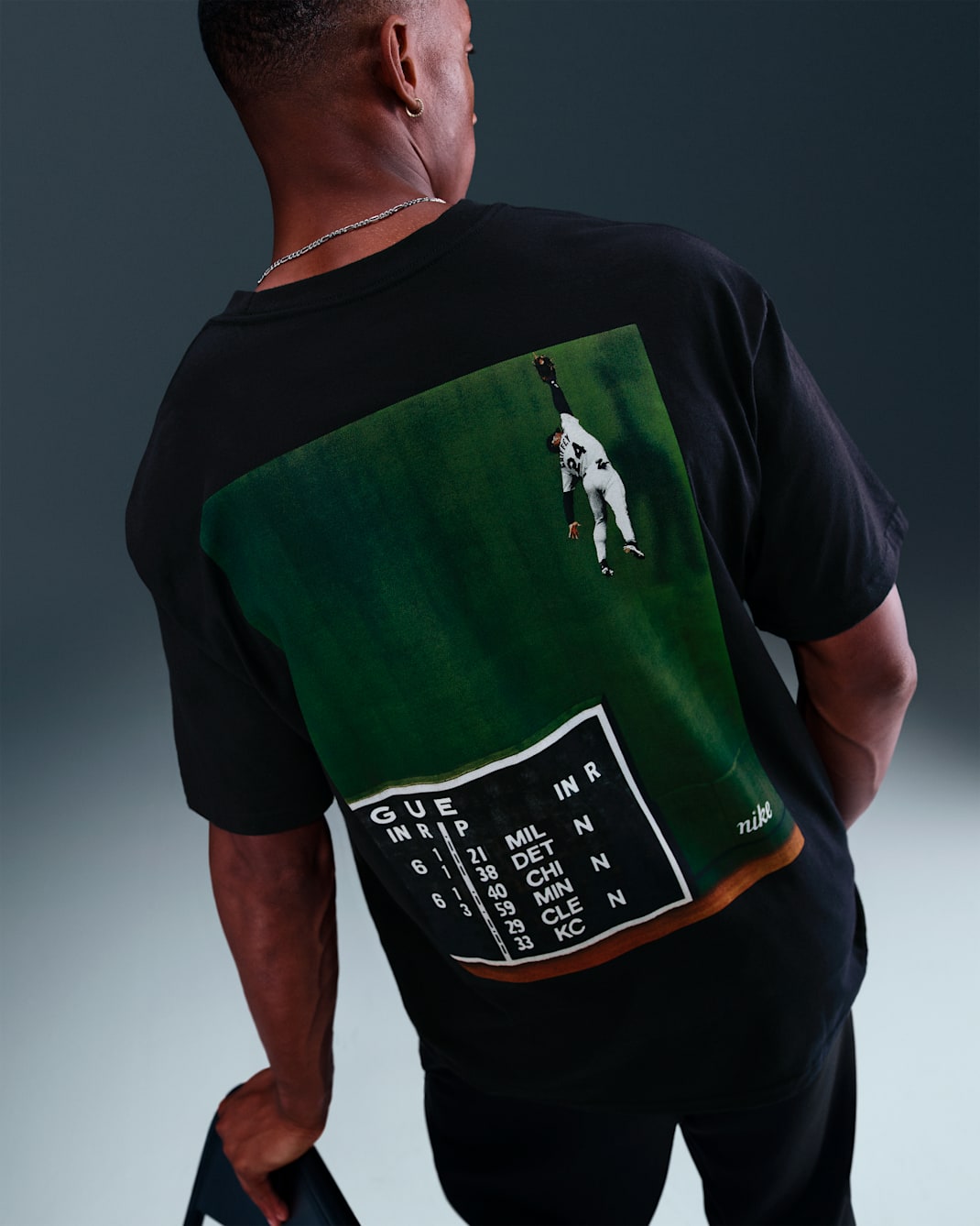 Nike Sportswear Men's Max90 T-Shirt - Black