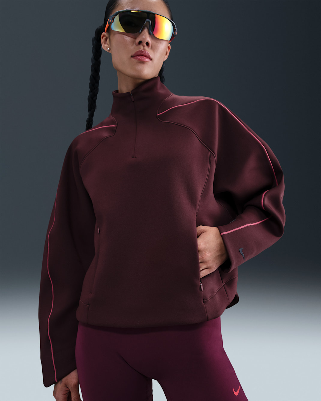 ナイキ ユニバーサ ウィメンズ Dri-FIT 1/4 ジップ トップ - バーガンディクラッシュ/スイートビート/バーガンディアッシュ