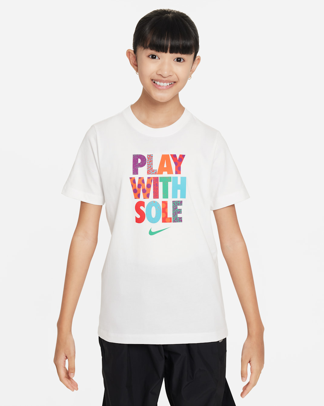 Nike Sportswear Older Kids' T-Shirt - White