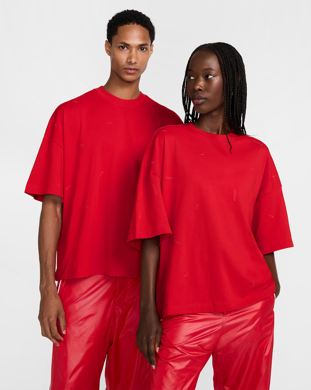 เสื้อยืดแขนสั้น Nike x Jacquemus - University Red