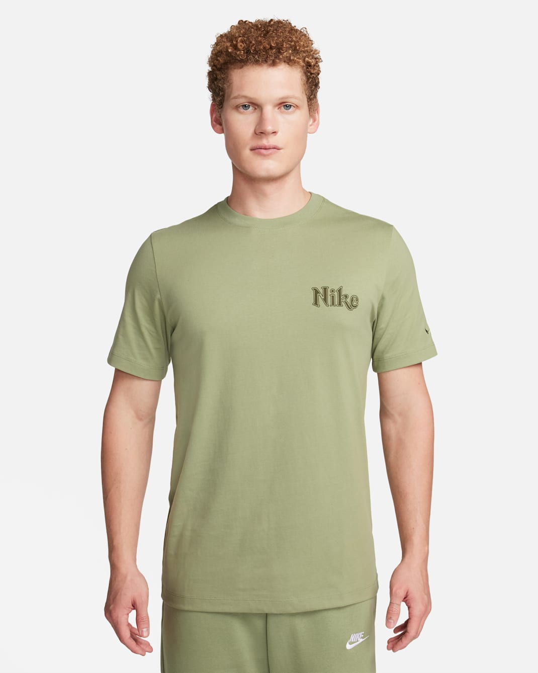 Nike Sportswear Men's T-Shirt - Oil Green/Medium Olive