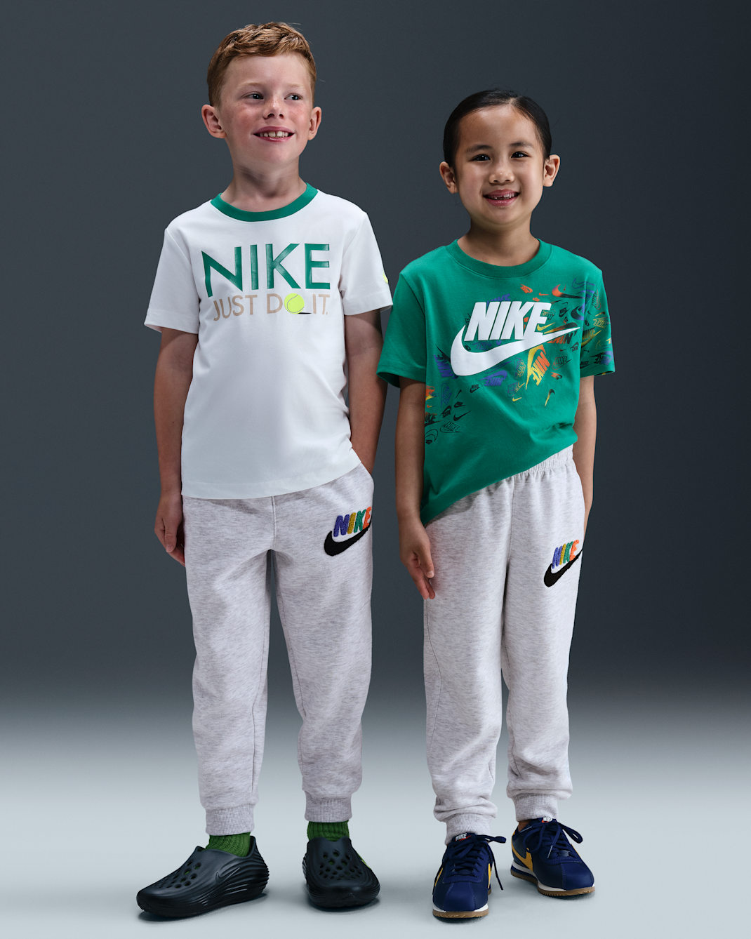 Joggers de chenilla para niños de preescolar Nike Club - Abedul jaspeado