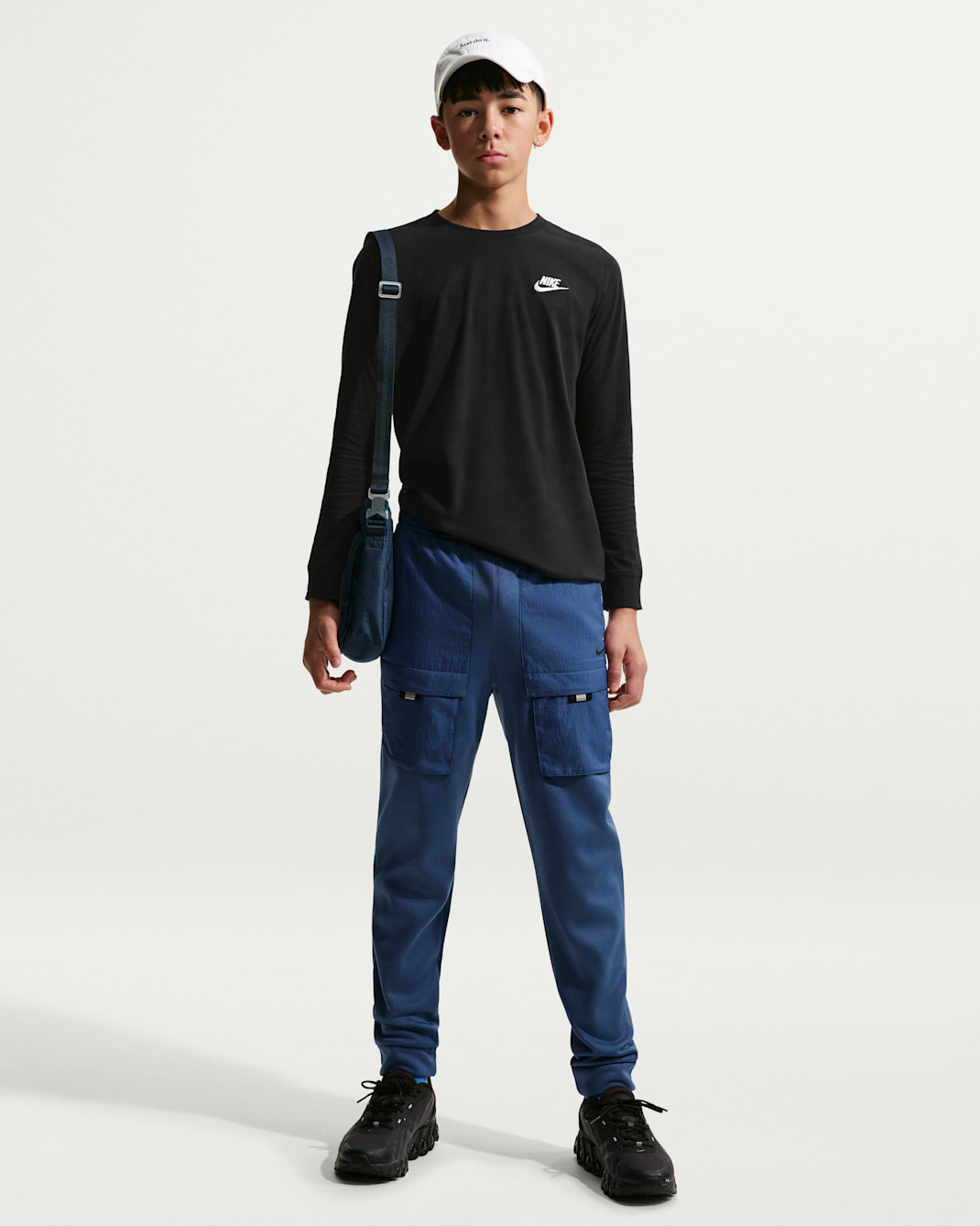 Nike Sportswear City Utility Big Kids' Pants - Mystic Navy/Mystic Navy/Black