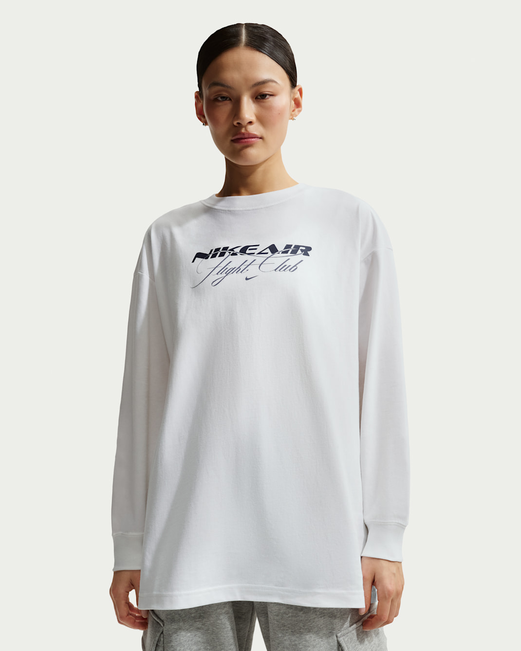 나이키 스포츠웨어 여성 오버사이즈 긴팔 티셔츠 - 화이트