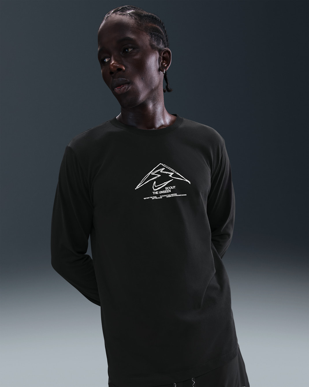 Playera de correr de manga larga Dri-FIT para hombre Nike Trail - Negro