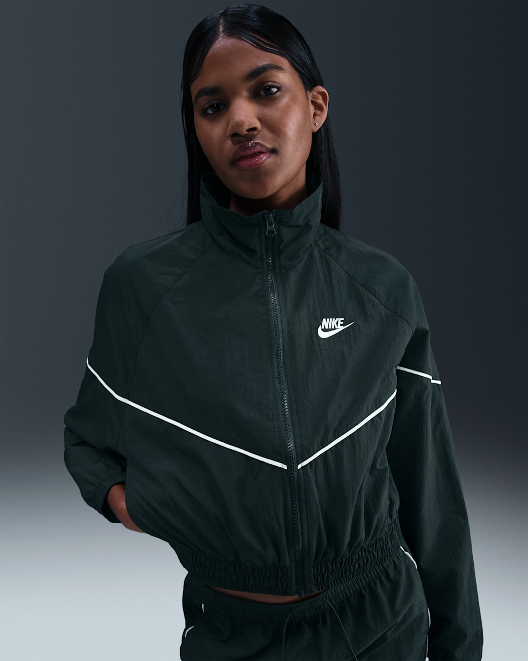Nike Sportswear Windrunner Women's Woven Jacket - Seaweed/Sail/Sail