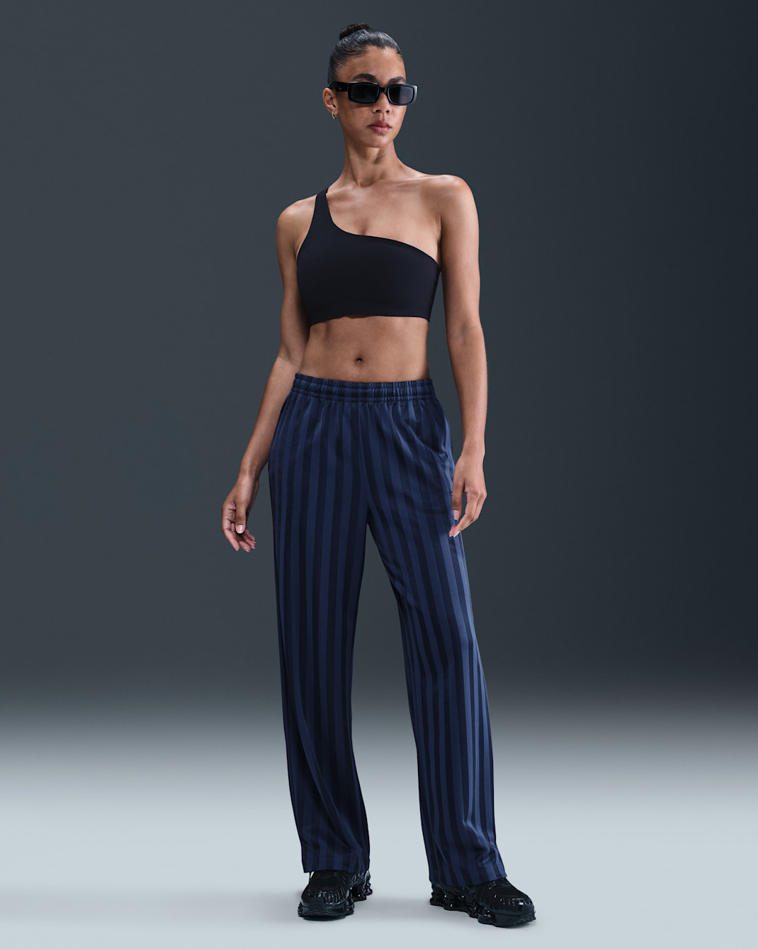 Nike Sportswear Women's Mid-Rise Loose Jacquard Striped Track Pants - Midnight Navy/Obsidian