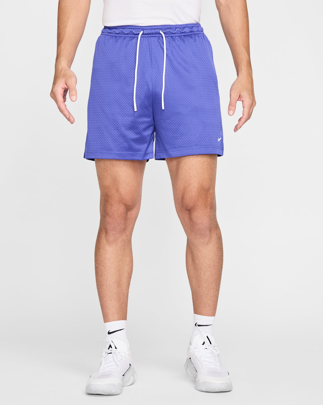 Shorts de básquetbol Nike de malla Dri-FIT de 13 cm para hombre - Noche intenso/Blanco