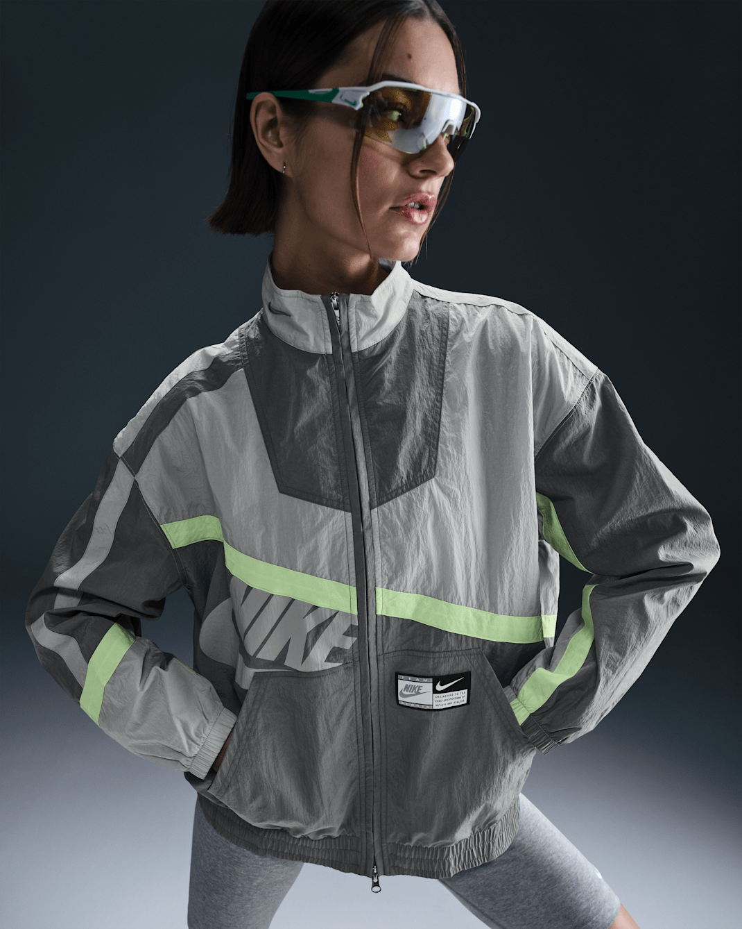 Nike Sportswear Women's Oversized Woven Jacket - Smoke Grey/Light Smoke Grey/Light Liquid Lime/Light Smoke Grey