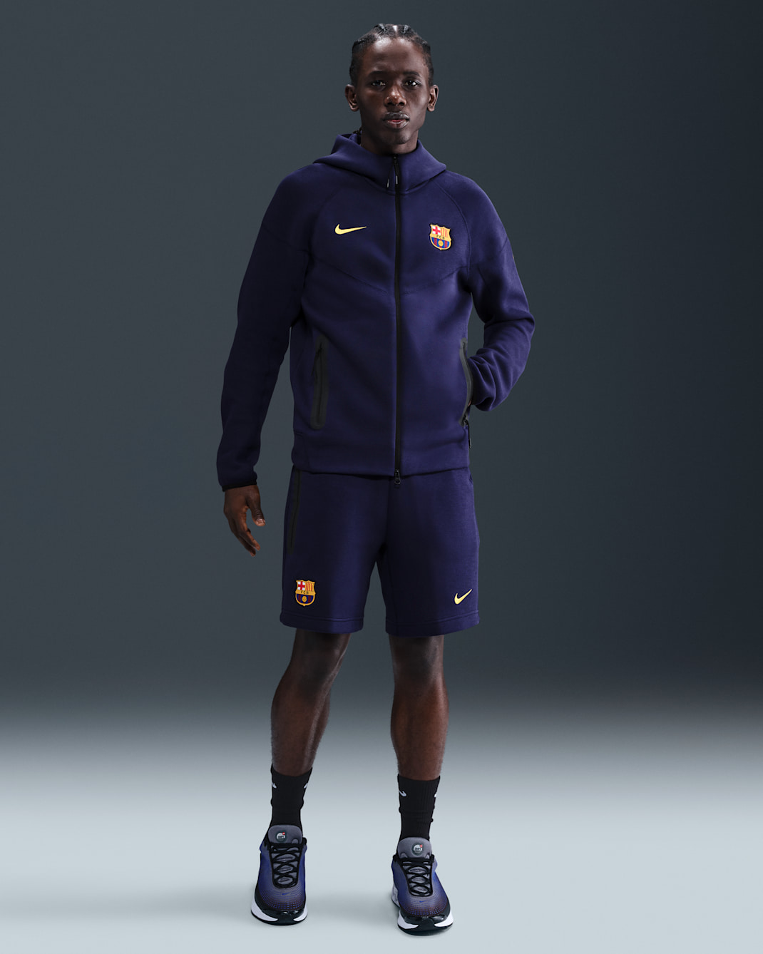 FC Barcelona Tech Men's Nike Soccer Fleece Shorts - Imperial Purple/Midwest Gold