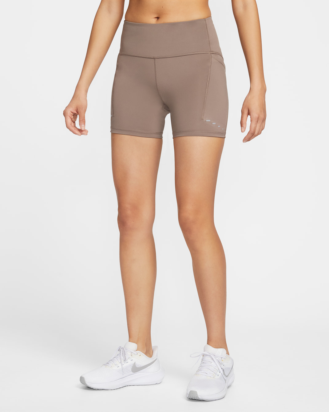 ナイキ スウィフト ウィメンズ ハイウエスト 10cm タイト ランニングショートパンツ (ポケット付き) - ミンクブラウン