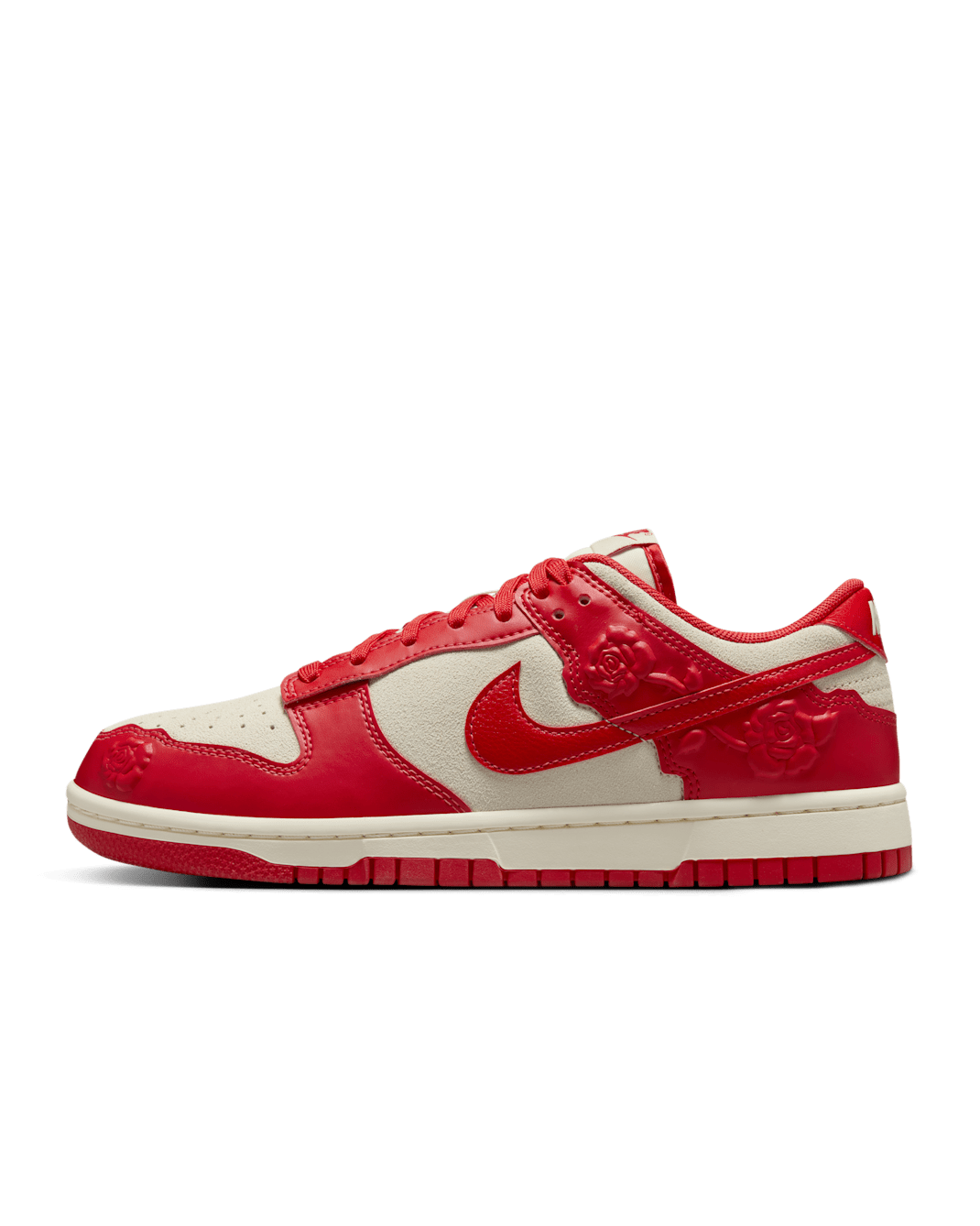 รองเท้าผู้หญิง Nike Dunk Low - Coconut Milk/Pale Ivory/ดำ/University Red