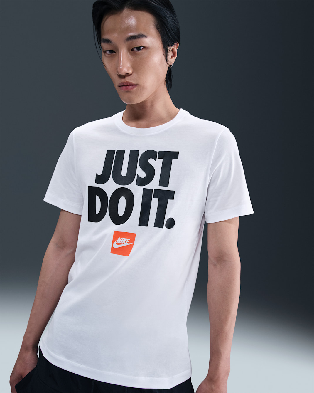 Nike Sportswear Men's T-Shirt - White