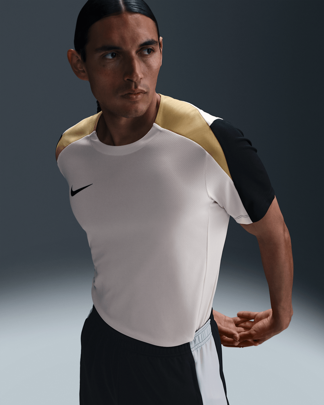 Maglia da calcio a manica corta Dri-FIT Nike Strike – Uomo - Pale Ivory/Nero/Jersey Gold/Nero