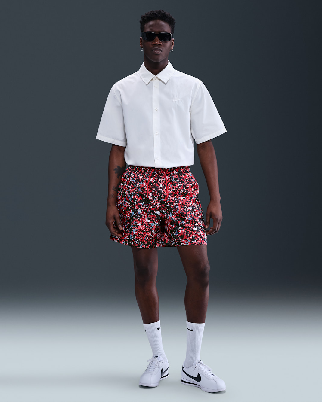 Nike Sportswear Club Men's Woven Shorts - University Red/White