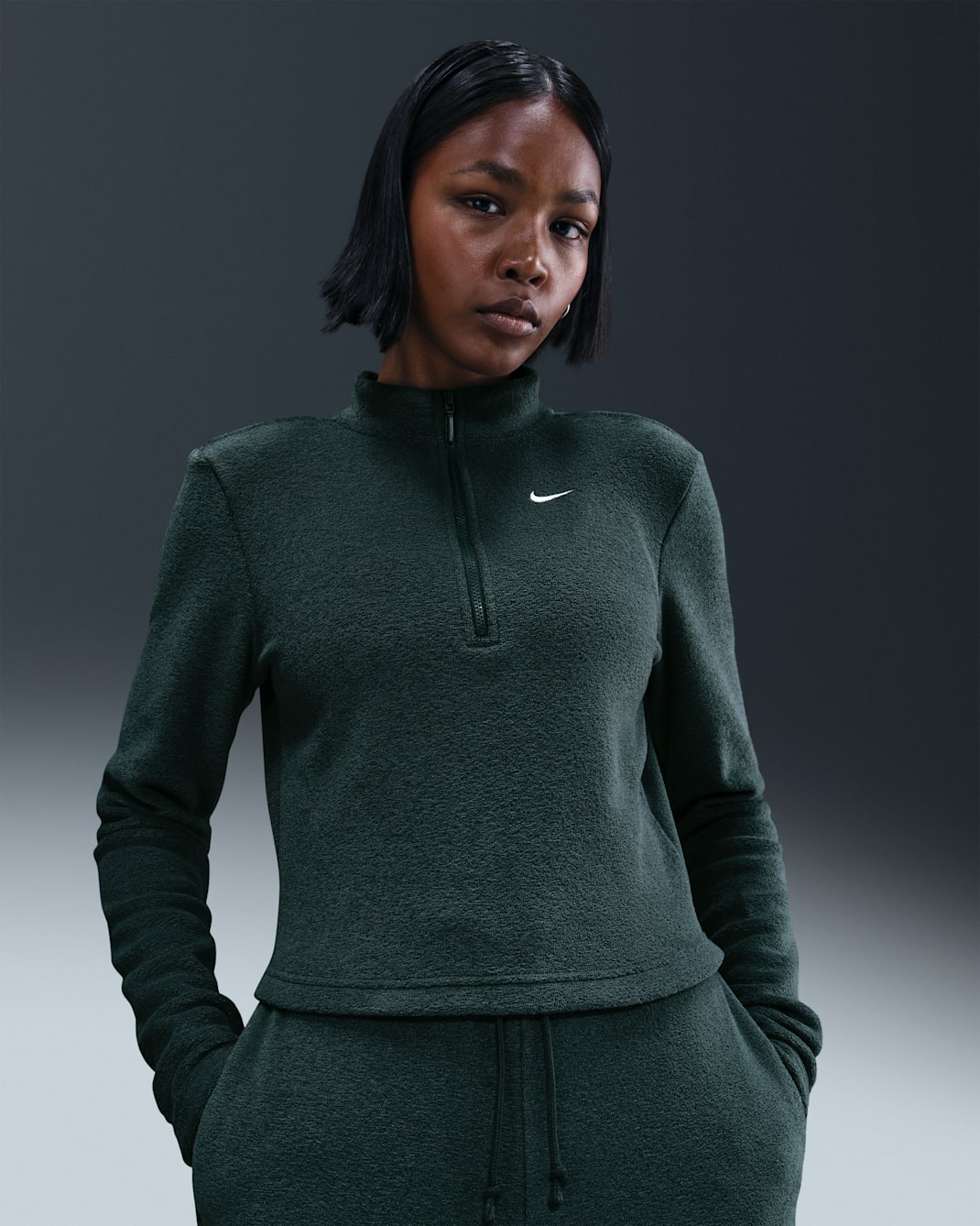 Nike Sportswear Phoenix Plush Women's Slim Long-Sleeve Cozy Fleece 1/2-Zip Top - Seaweed/Sail