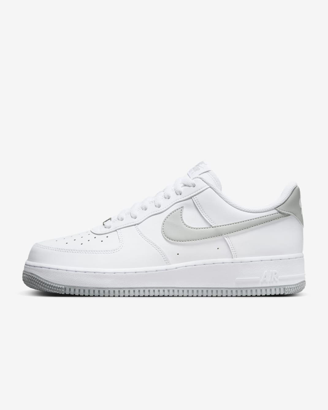 รองเท้าผู้ชาย Nike Air Force 1 '07 - ขาว/ขาว/Light Smoke Grey