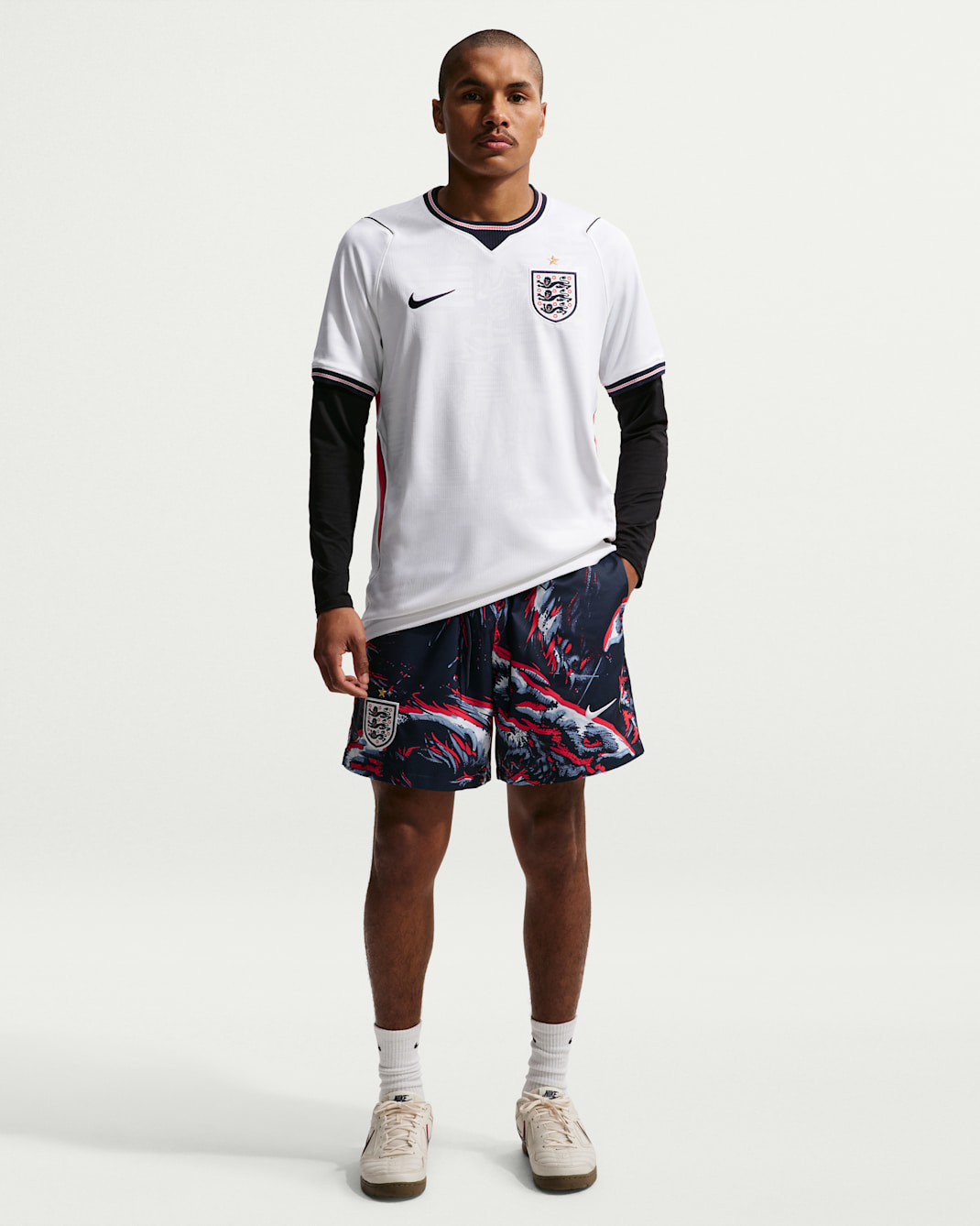 England Club Men's Nike Soccer Flow Shorts - Obsidian/White