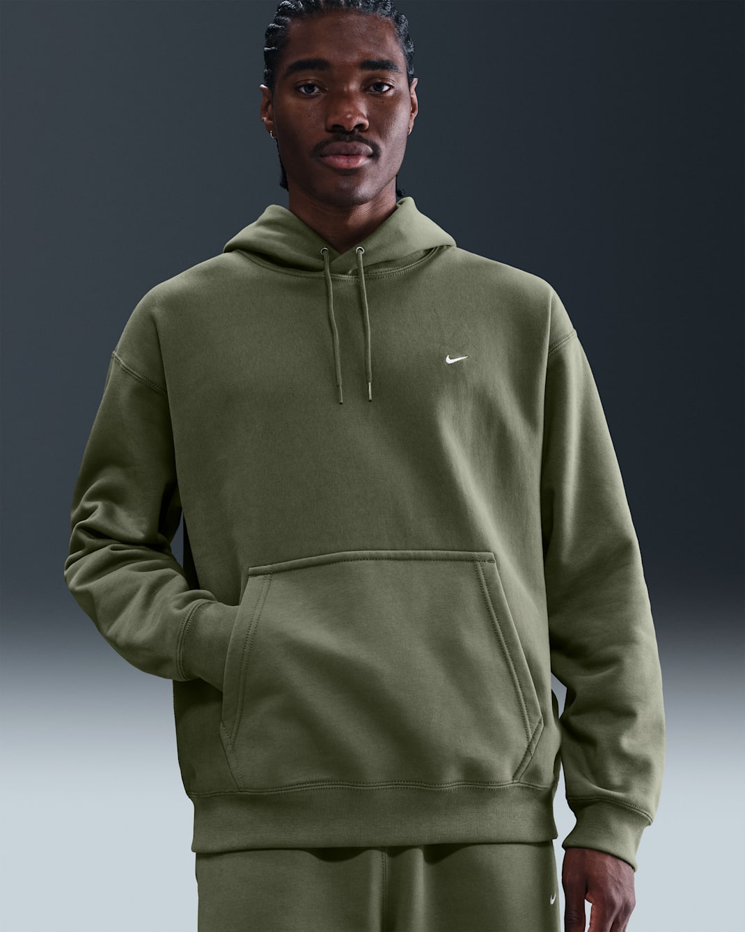 Nike Solo Swoosh Men's Pullover Hoodie - Medium Olive/Medium Olive/White
