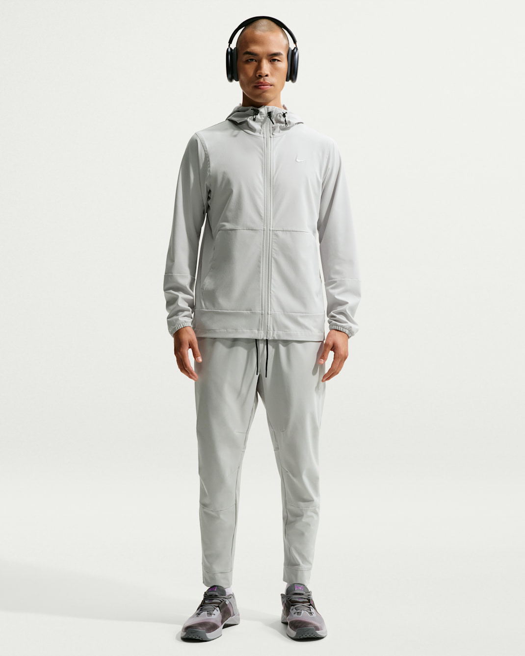 나이키 드라이 핏 언리미티드 남성 테이퍼드 레그 다용도 팬츠 - 그레이 포그/블랙/그레이 포그