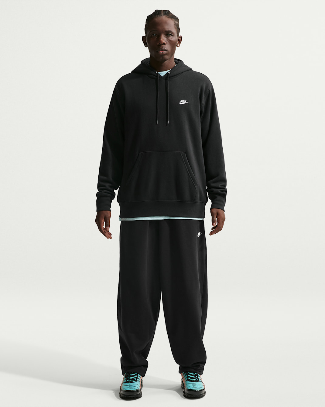 Nike Sportswear Club Oversize-Hose aus French-Terry (Herren) - Schwarz/Schwarz/Weiß