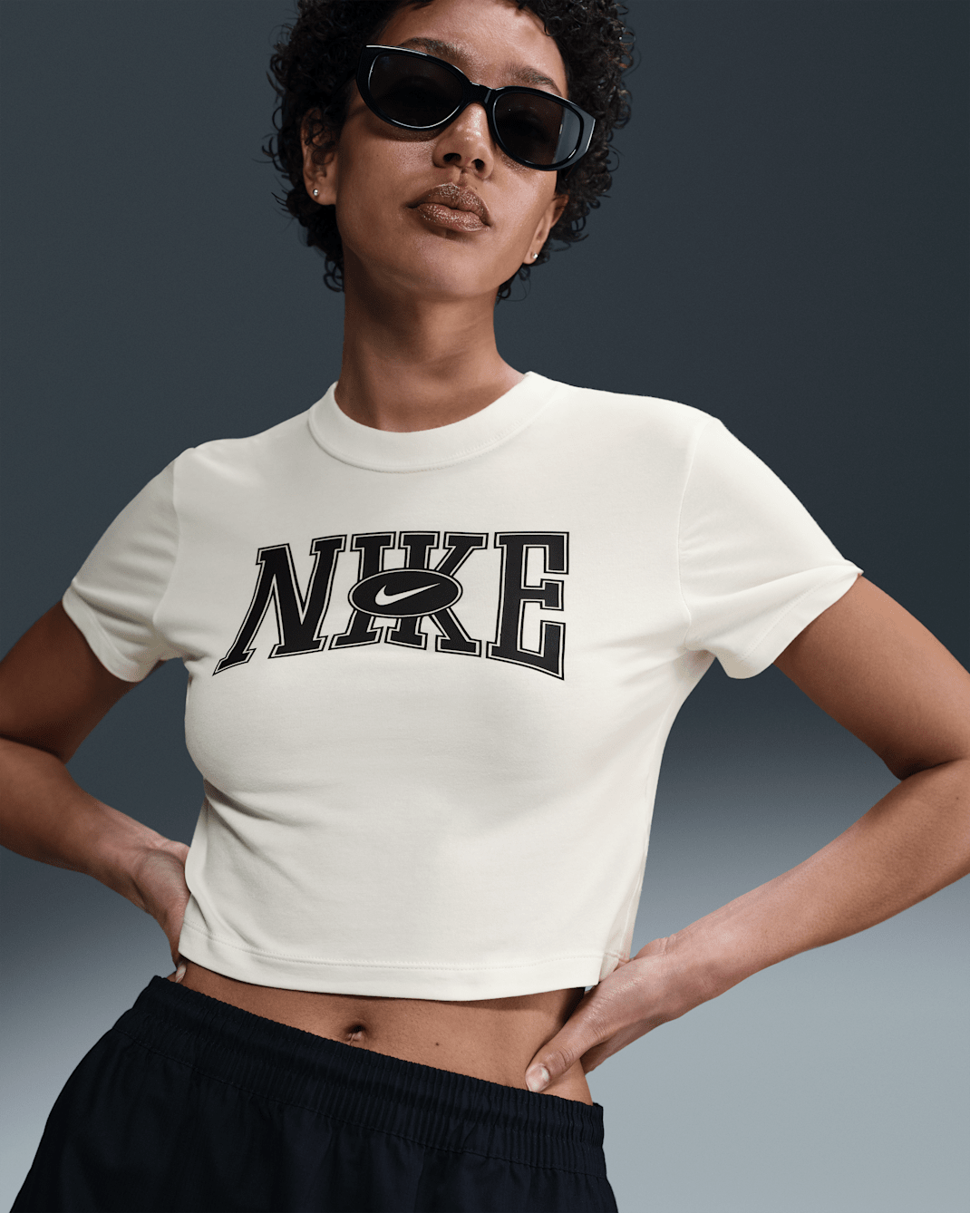 Nike Sportswear Women's Slim Cropped T-Shirt - Sail