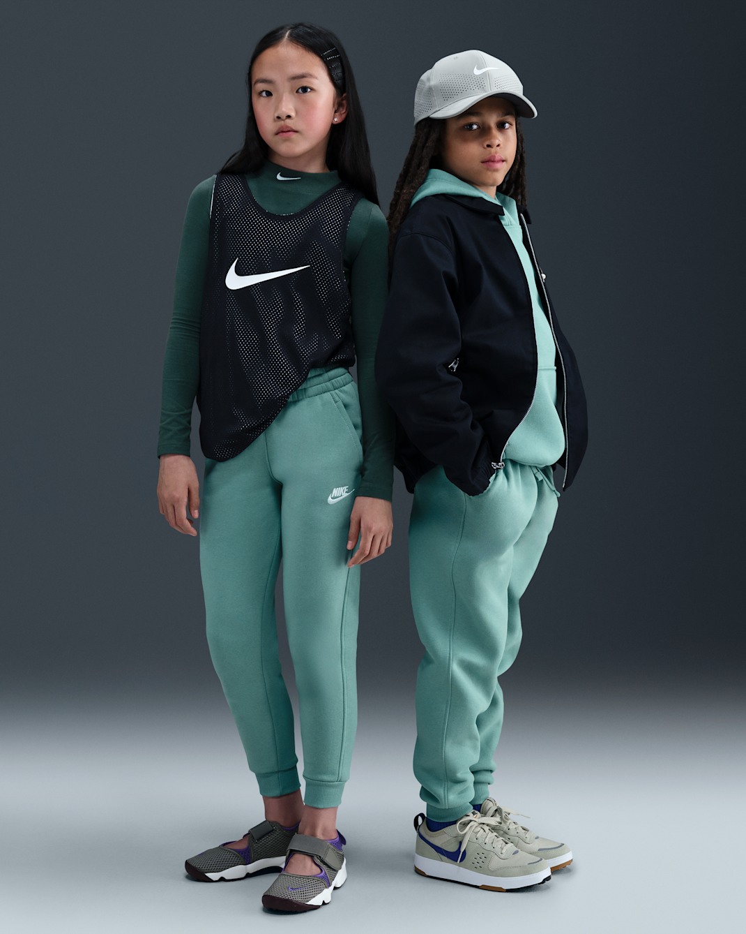 Nike Sportswear Club Fleece Big Kids' Joggers - Cannon/White
