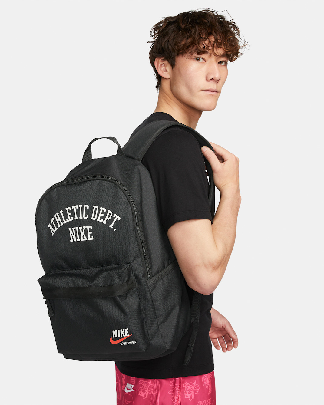 Nike Heritage Backpack (25L) - Black/Black/Team Orange