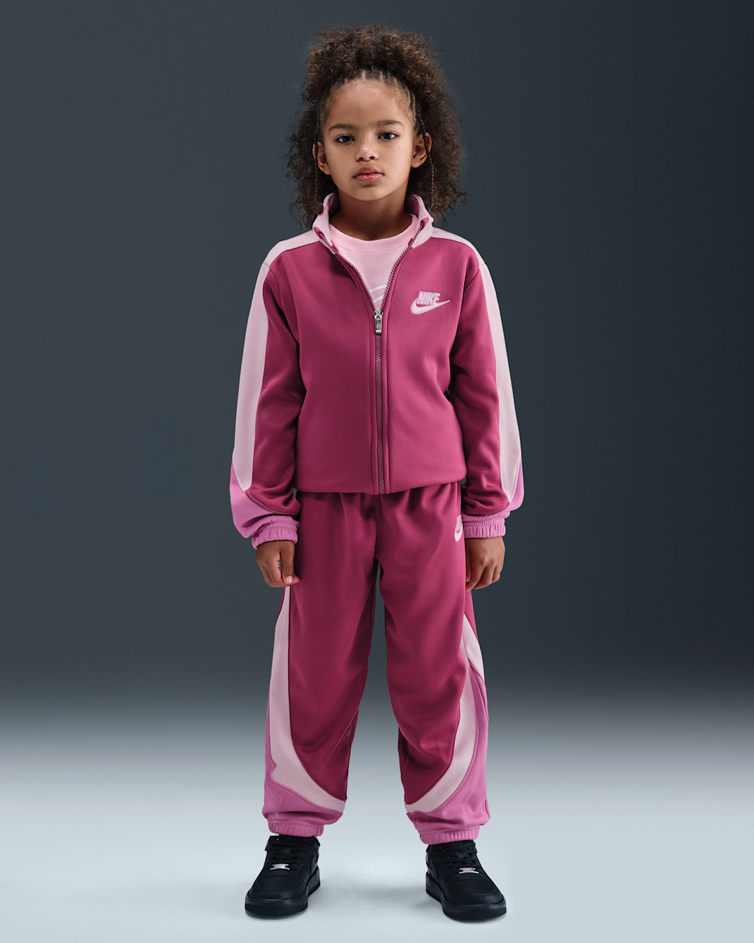 Nike Conjunto de dos piezas Propus de estilo color block - Niño/a pequeño/a - Sweet Beet