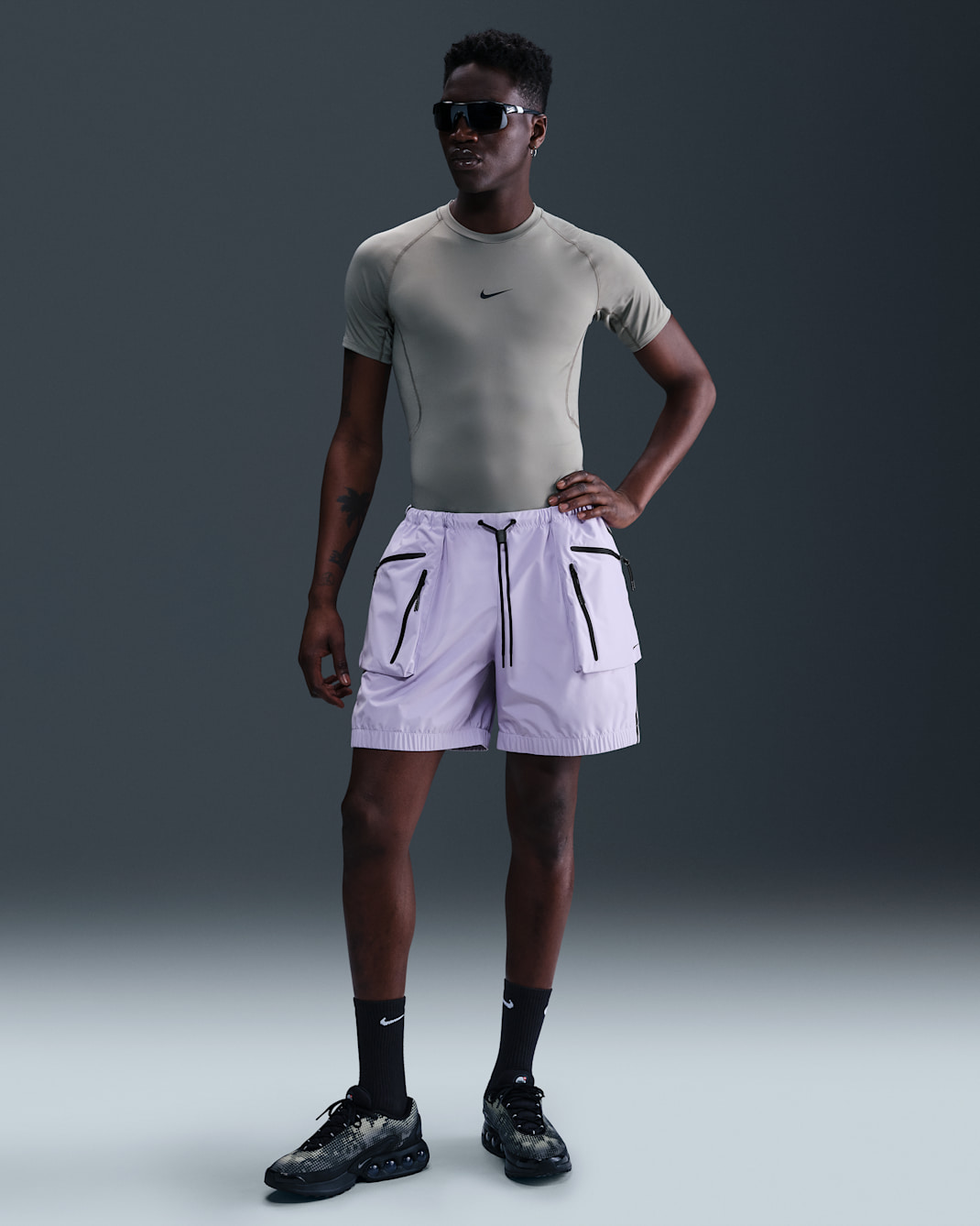 Nike Tech Men's Super Lightweight Shorts - Hydrangeas/Black