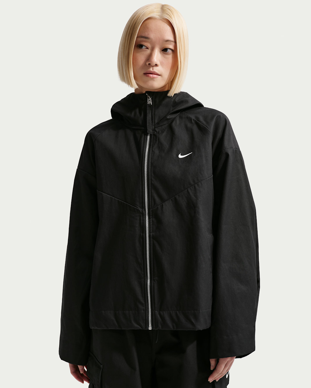 나이키 스포츠웨어 여성 오버사이즈 레인 재킷 - 블랙/세일