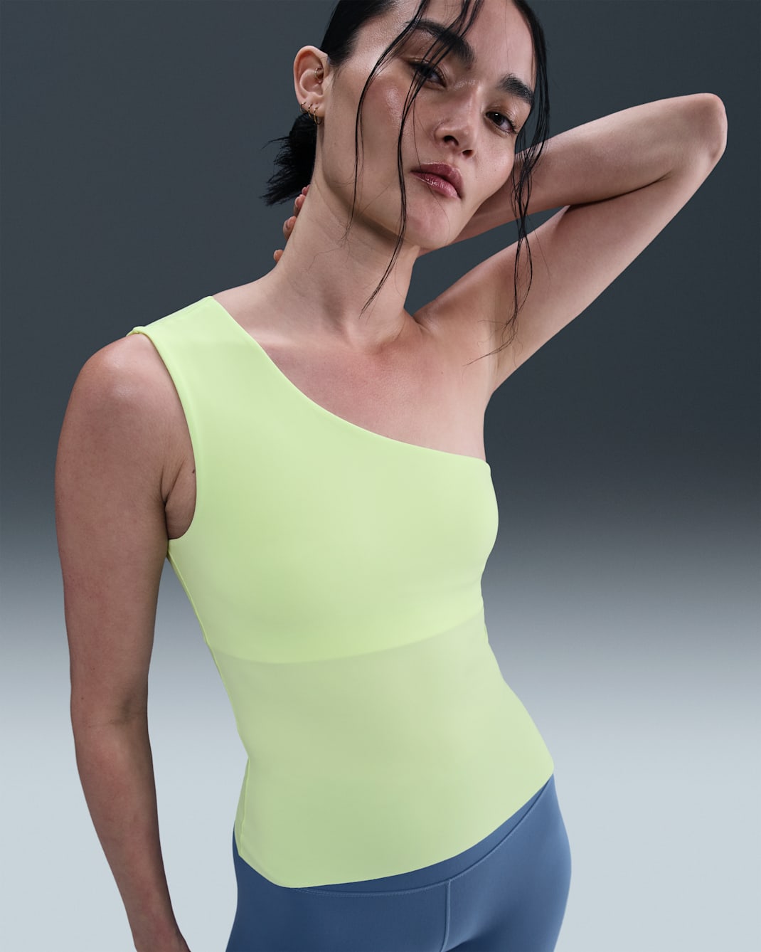 ナイキ ゼンビー ウィメンズ Dri-FIT アシンメトリカル タンクトップ - ベアリーボルト/ホワイト