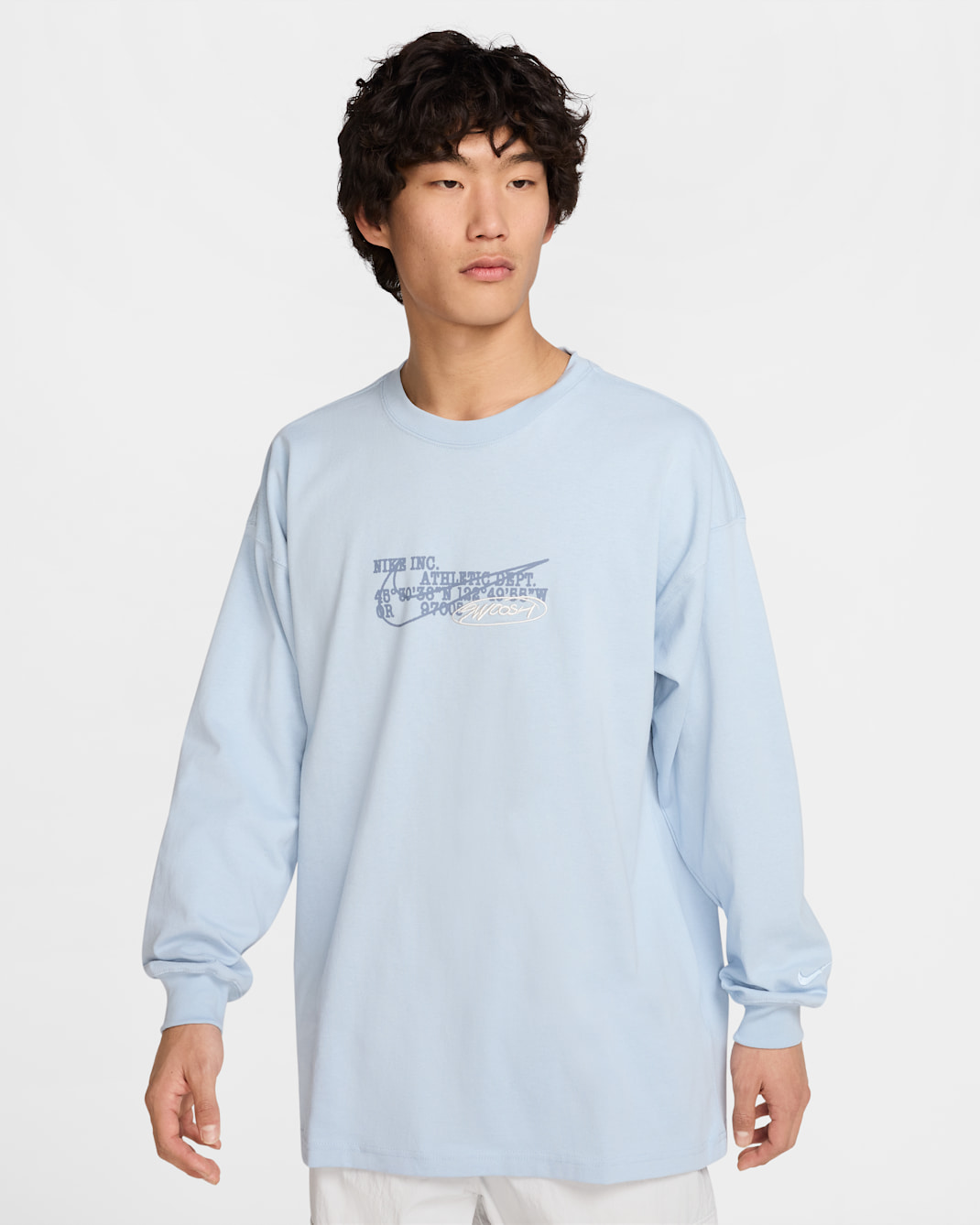 Nike Sportswear Premium Men's Long-Sleeve T-Shirt - Light Armory Blue/Light Armory Blue