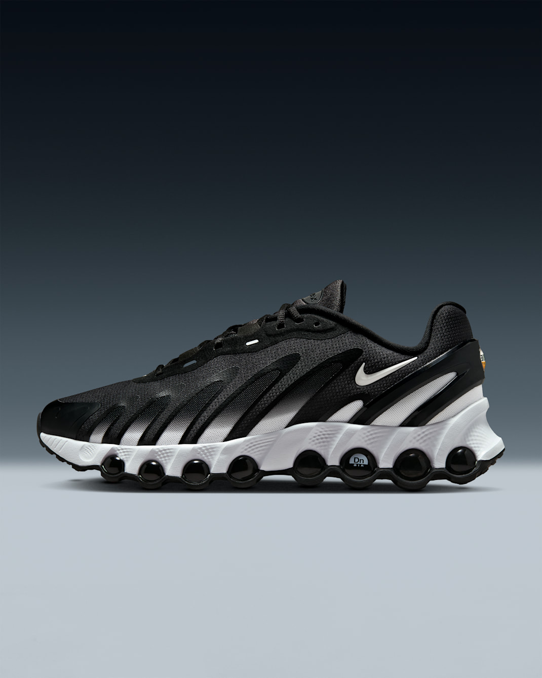 Nike Air Max Dn8 Schuh (Herren) - Schwarz/Schwarz/Schwarz/Weiß