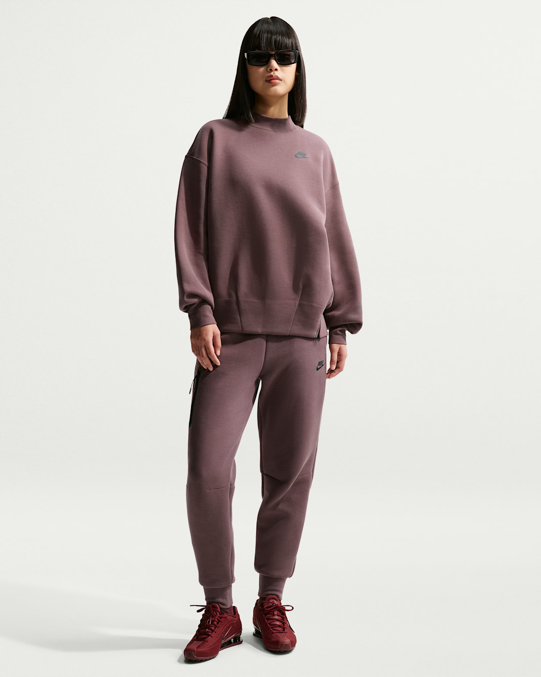 Nike Sportswear Tech Fleece joggingbroek met halfhoge taille voor dames - Tattoo/Zwart