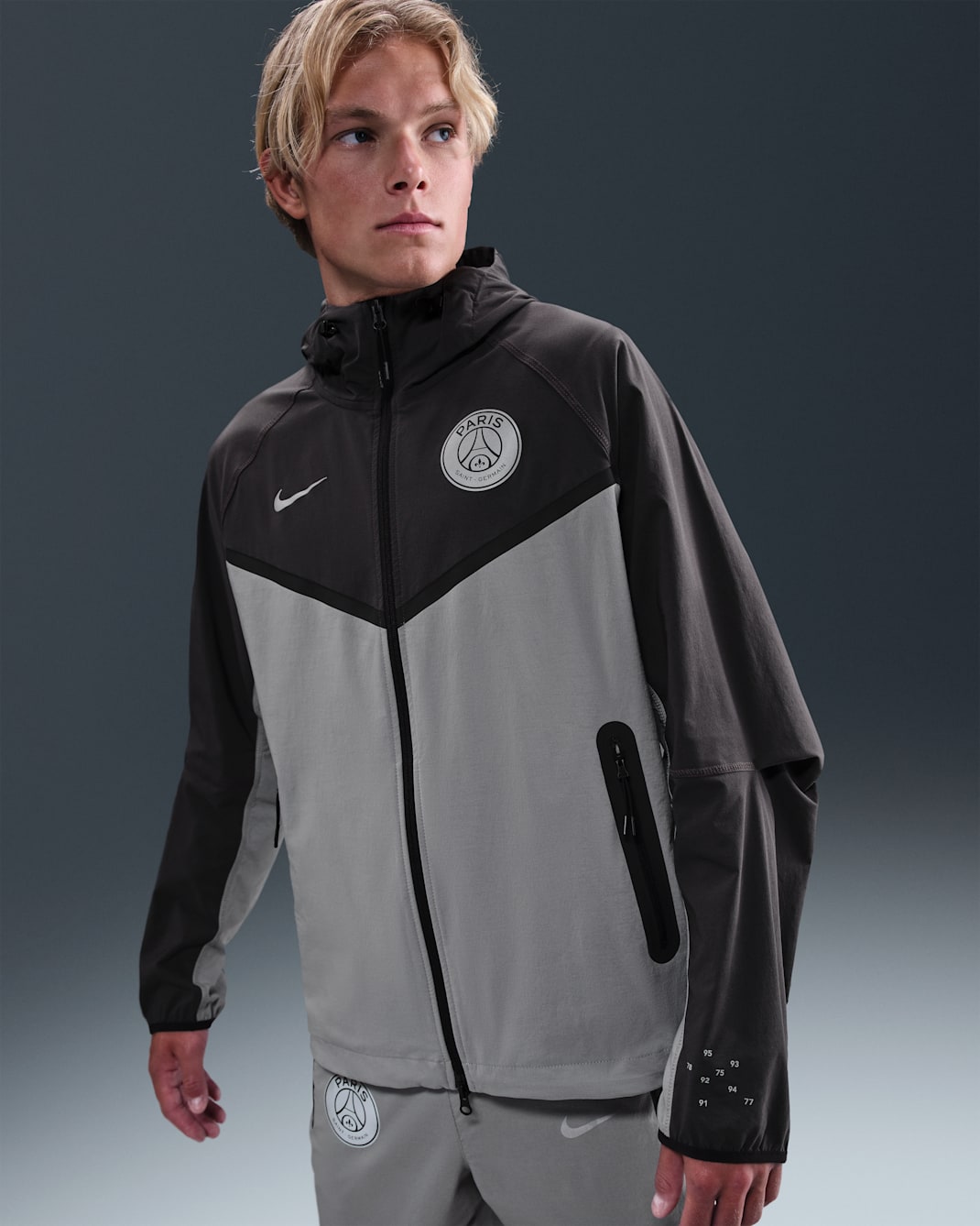 Paris Saint-Germain Tech Windrunner Men's Nike Football Full-Zip Woven Jacket - Anthracite/Particle Grey/Particle Grey