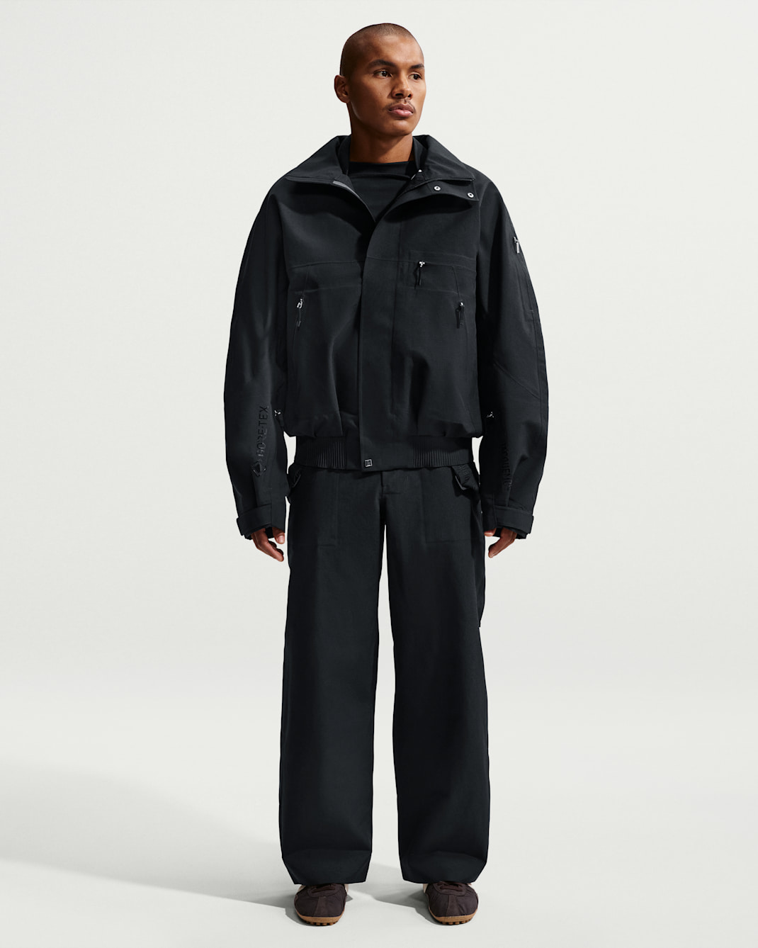 Nike x Jacquemus GORE-TEX 二合一外套 - 黑色/Light Orewood Brown