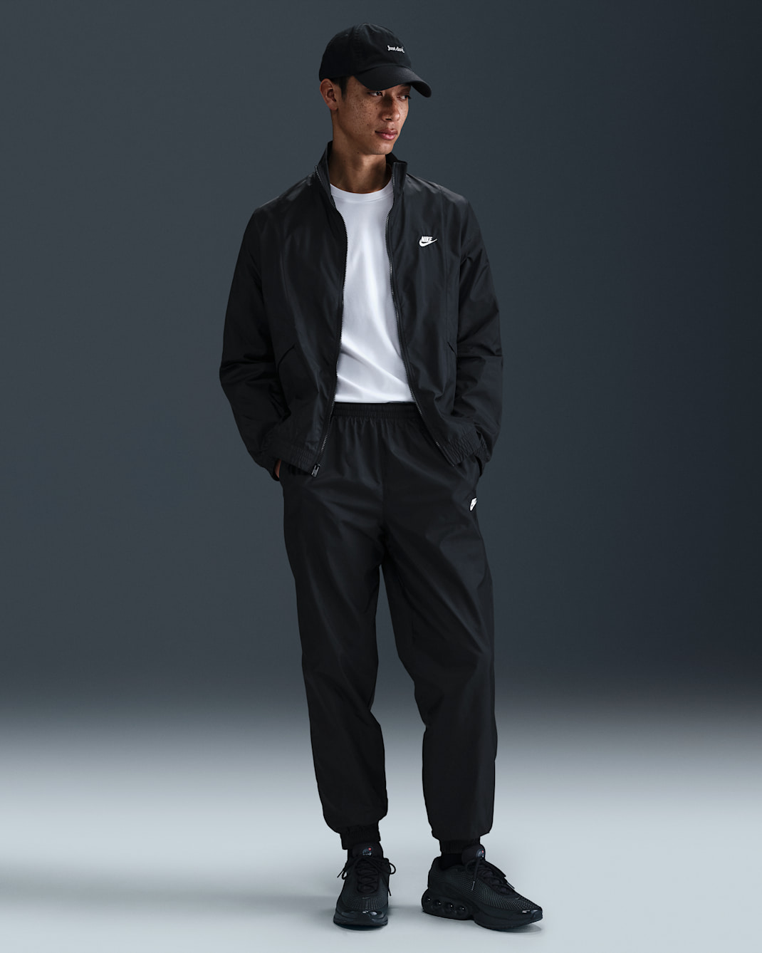 Nike Club Web-Tracksuit (Herren) - Schwarz/Schwarz/Weiß