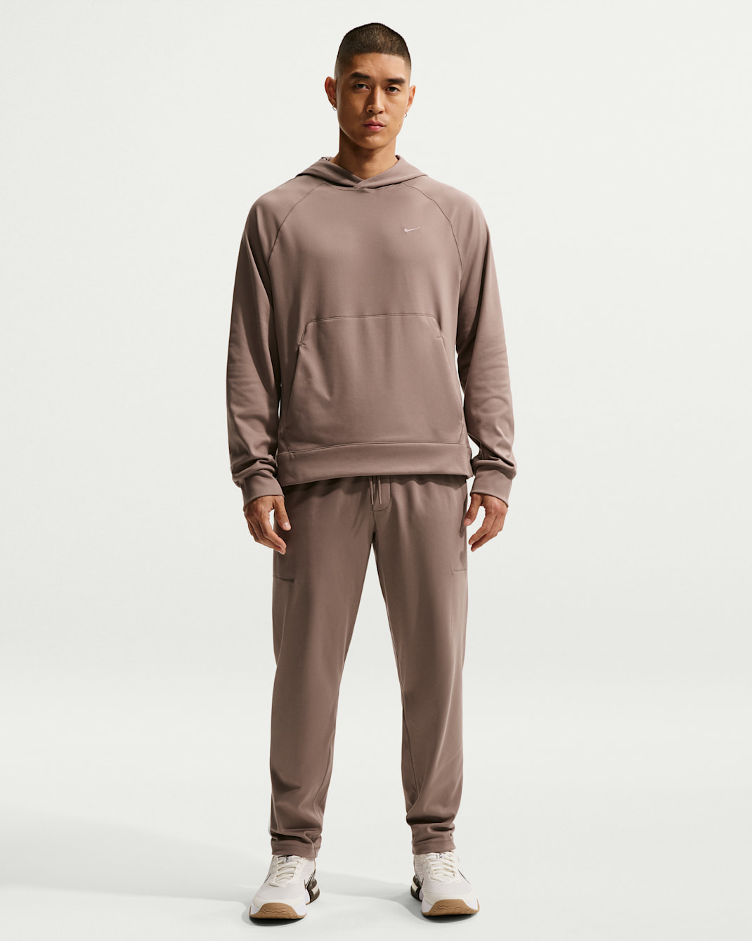 Nike Primary NanoKnit Men's Dri-FIT UV Protection Performance Tracksuit Bottoms - Mink Brown/Mink Brown