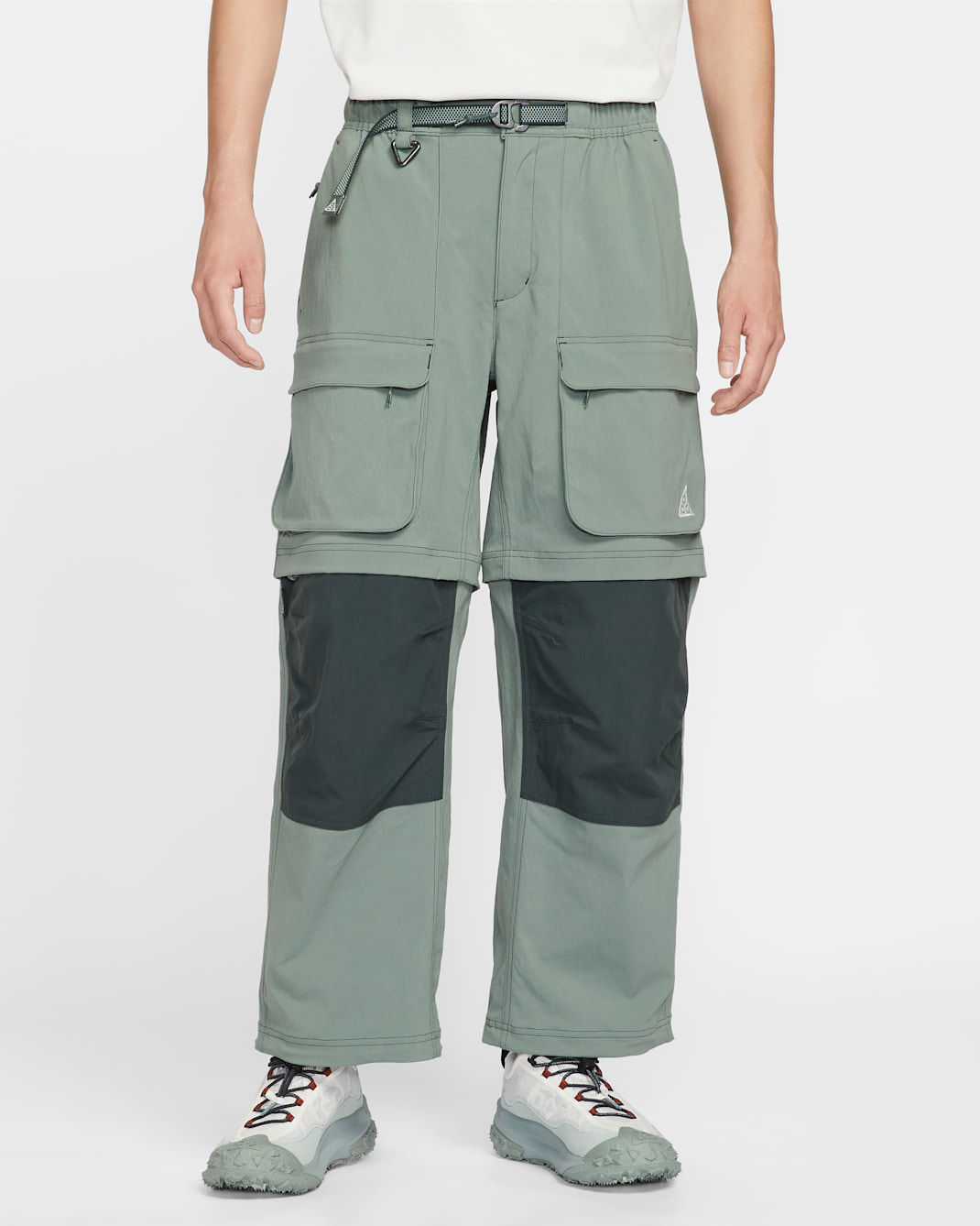 กางเกงขายาวทรงคาร์โก้มีซิปผู้ชาย Nike ACG "Smith Summit" - Clay Green/Seaweed/Summit White