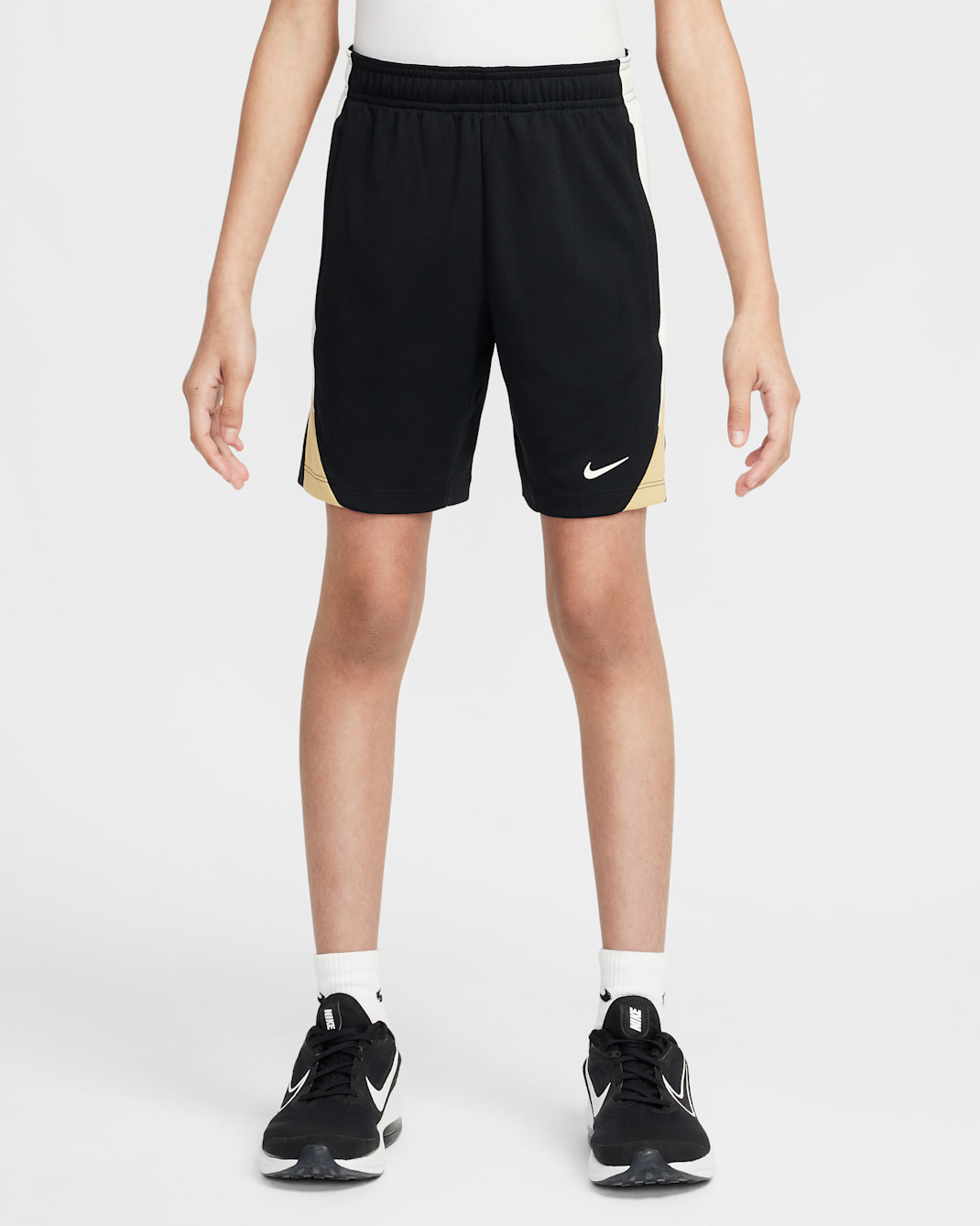 Nike Dri-FIT Strike Older Kids' Football Shorts - Black/Pale Ivory/Jersey Gold/Pale Ivory