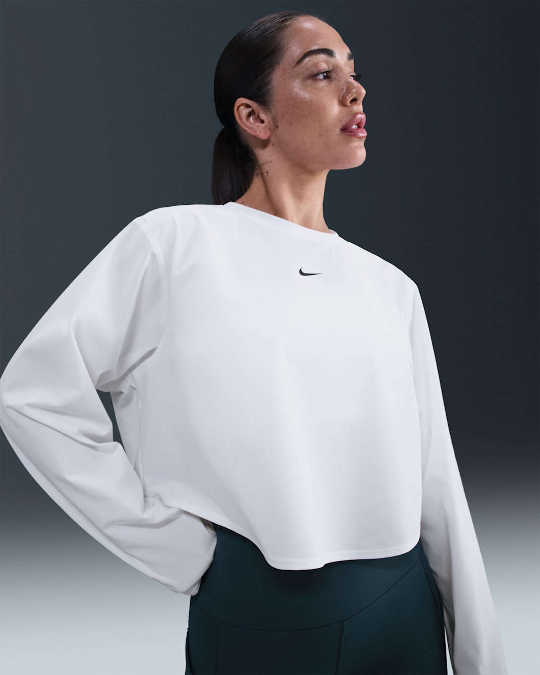 Nike One Women's Repel Woven Top - White/Black