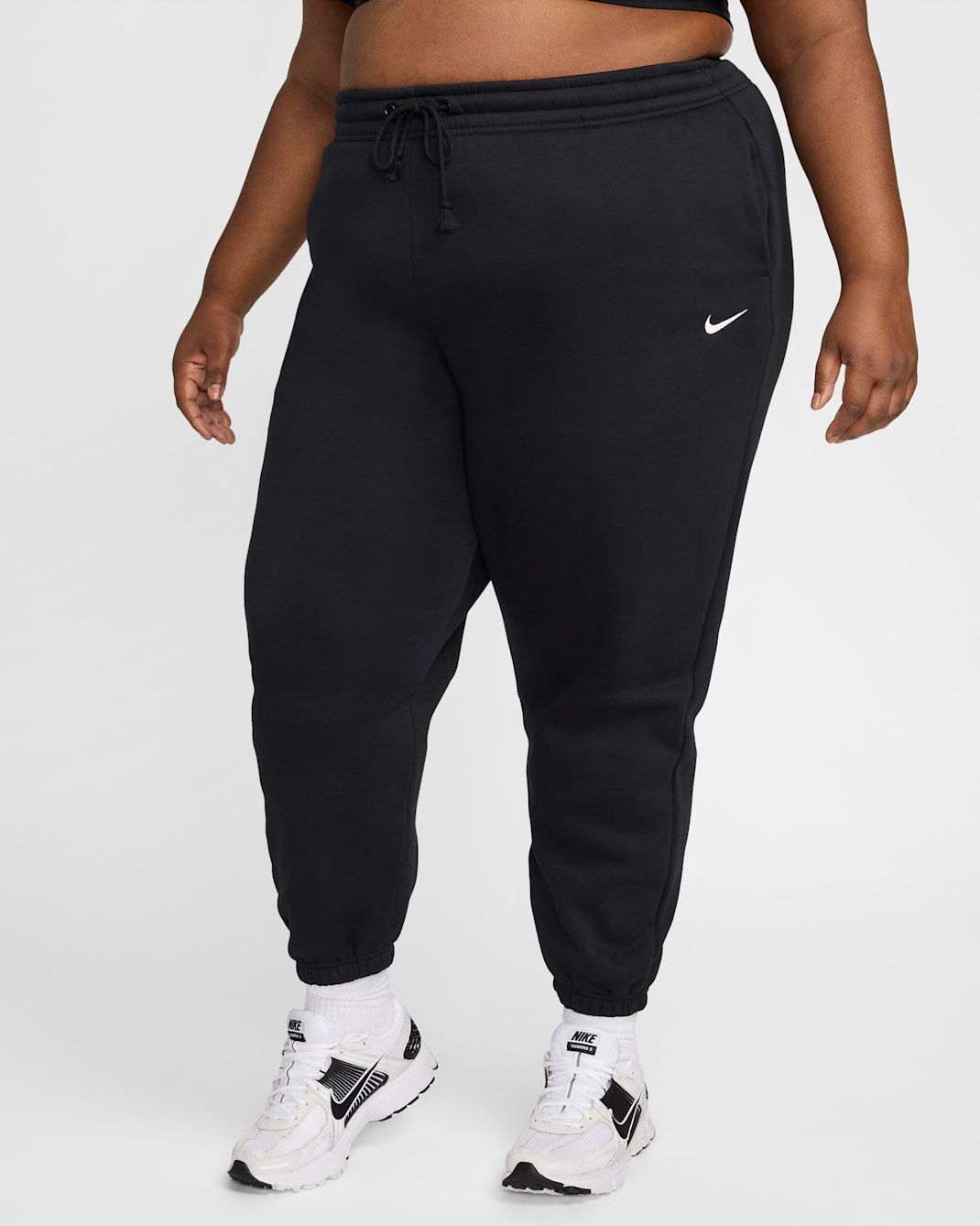 Nike Sportswear Phoenix Fleece Women's High-Waisted Oversized Tracksuit Bottoms (Plus Size) - Black/Sail