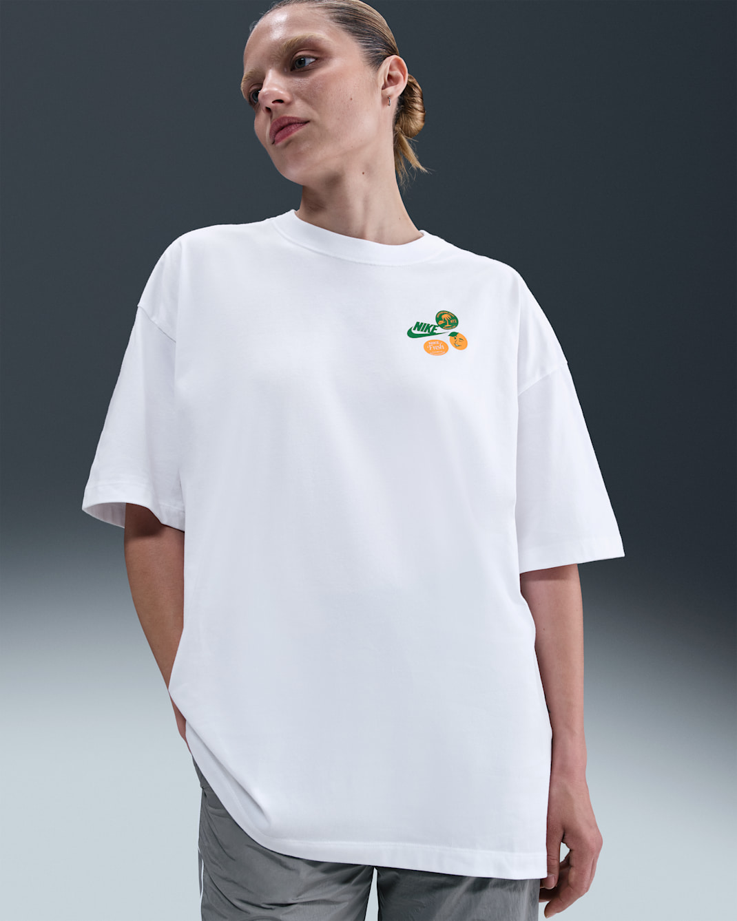 Nike Sportswear Women's Oversized Short-Sleeve Graphic T-Shirt - White