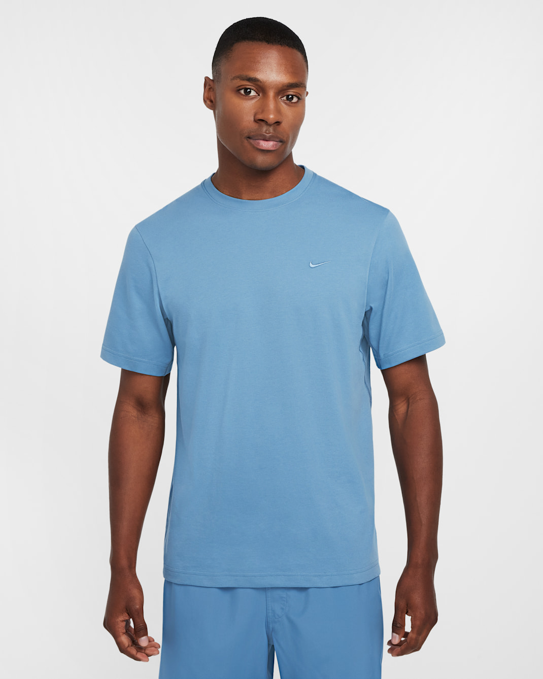 Playera versátil de manga corta para hombre Nike Primary - Tormenta del Egeo/Tormenta del Egeo