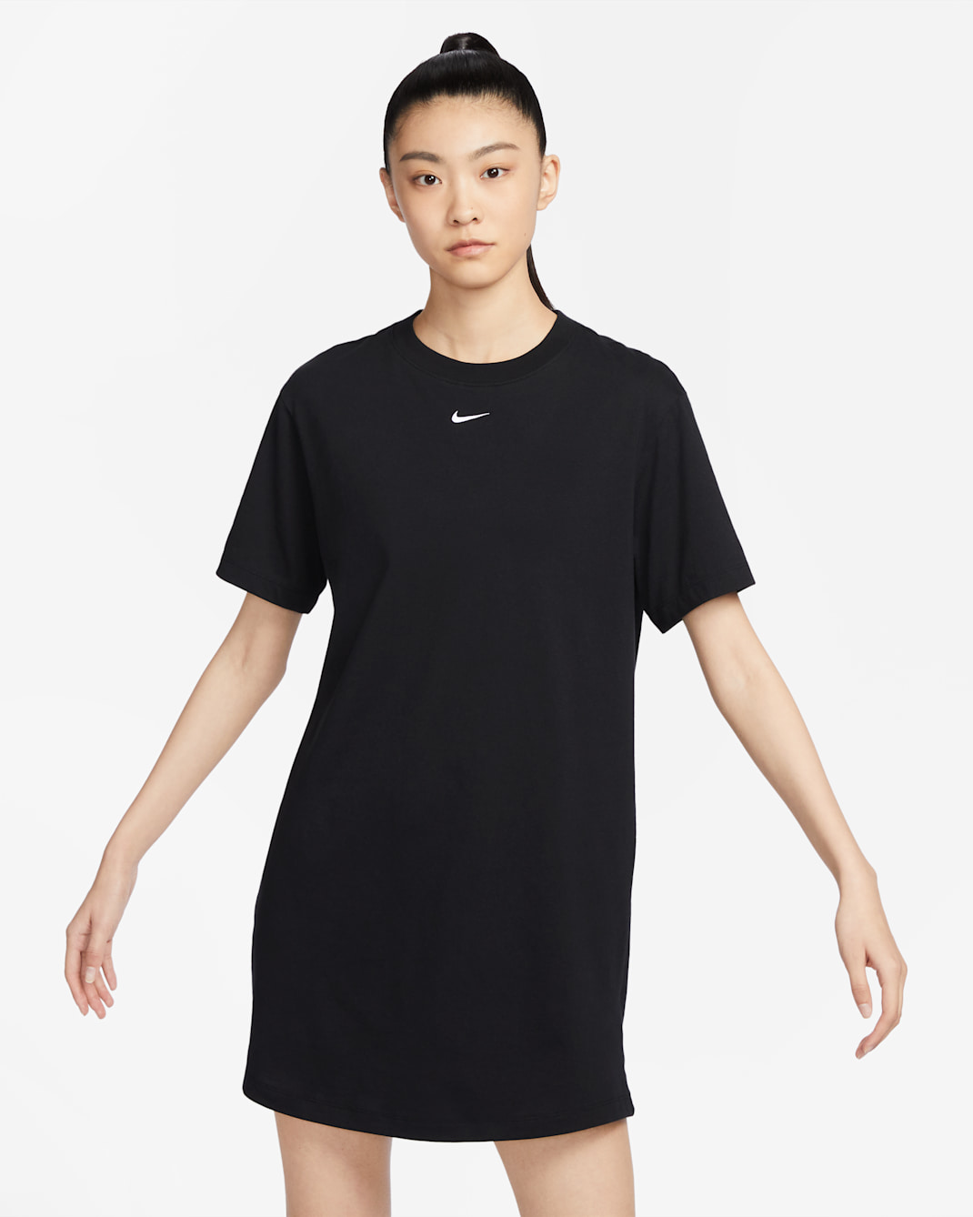Nike Sportswear Essential Women's Short-sleeve T-Shirt Dress - Black/White